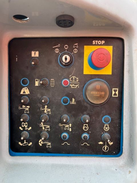 2007 Genie Z45-25