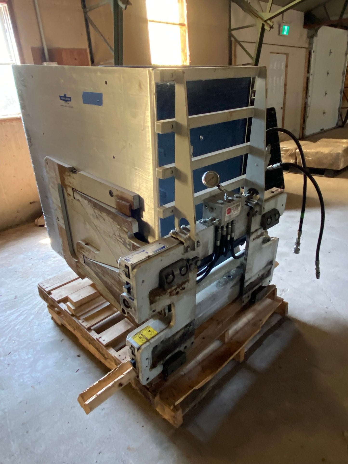 2015 Cascade Carton Clamp 2500lb Capacity