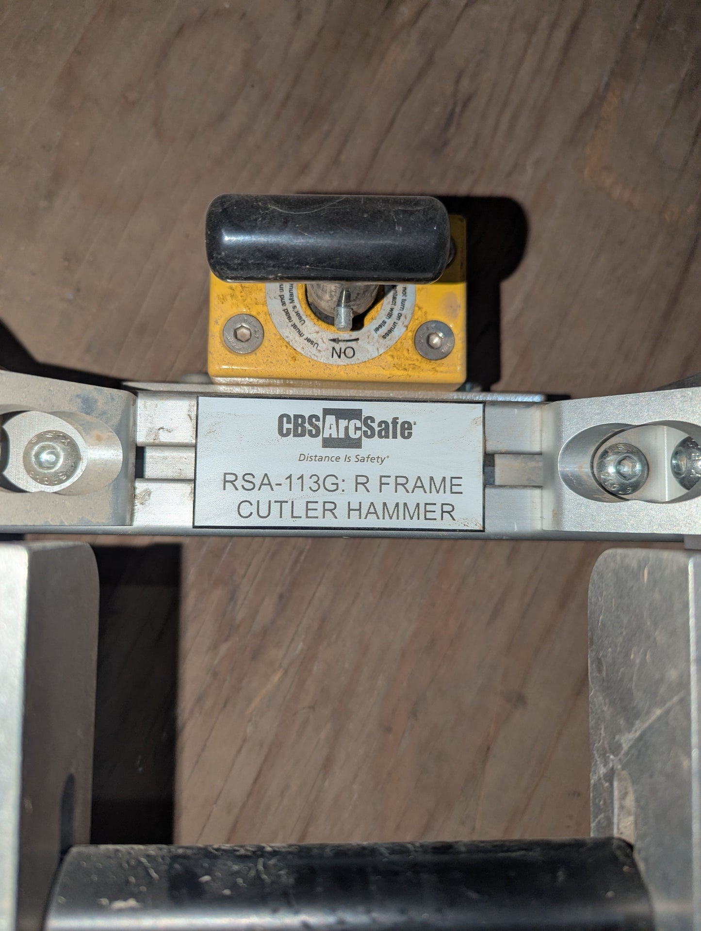 2020 CBS ArcSafe chickenswitch RSO I AR RSA-113G: R Frame Cutler Hammer