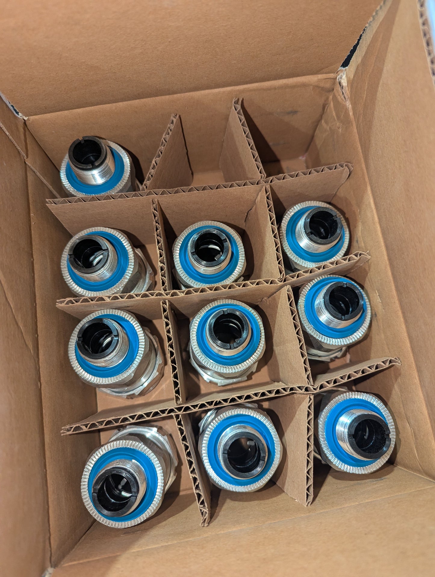 2022 Thomas and Betts STE-075 Lot of 42 β Teck connector
