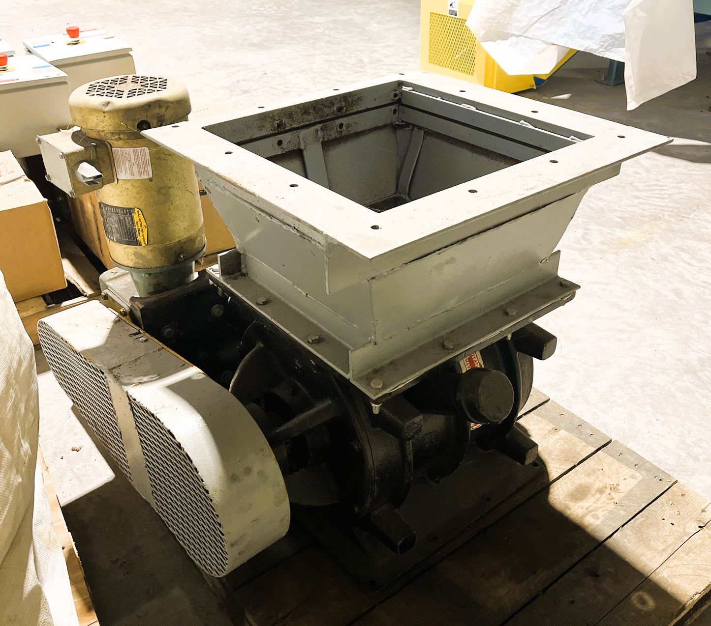 2010 10,000 CFM Bag House Dust Collector (Central, Outdoor)