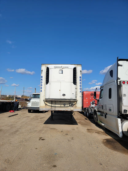 2005 Wabash Reefer Full of Truck Parts