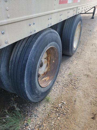 2005 Wabash Reefer Full of Truck Parts