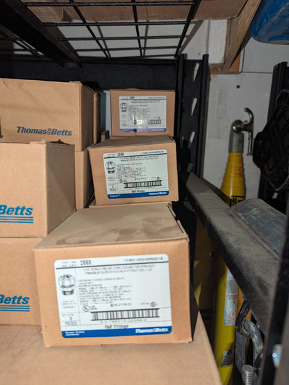 2020 Thomas and Betts 2559 Lot of 30— Liquidtight Strain Relief Cord Connector