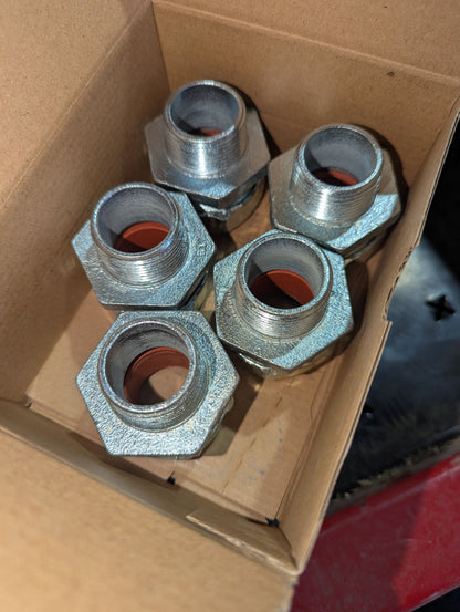 2021 Thomas and Betts 2548 Lot of 40 — Liquidtight Strain Relief Cord Connector